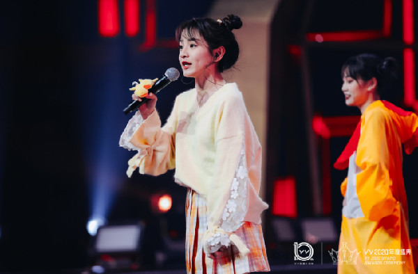 百变文儿！年度高清美图来袭