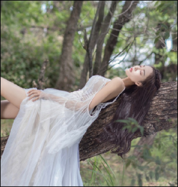 神仙姐姐！芮甜甜晒与妹妹写真