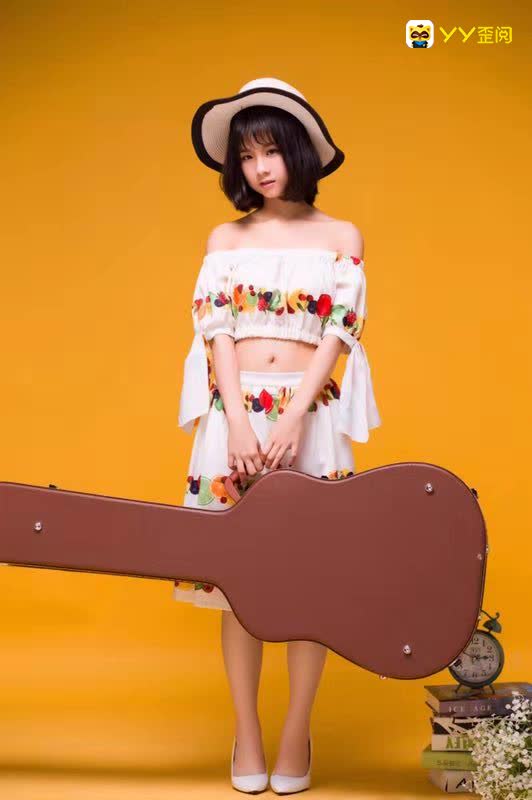 爆红！元气美少女小珊瑚！