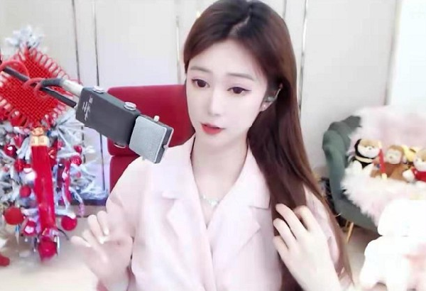 耀眼十足！小天天高颜值美照来袭