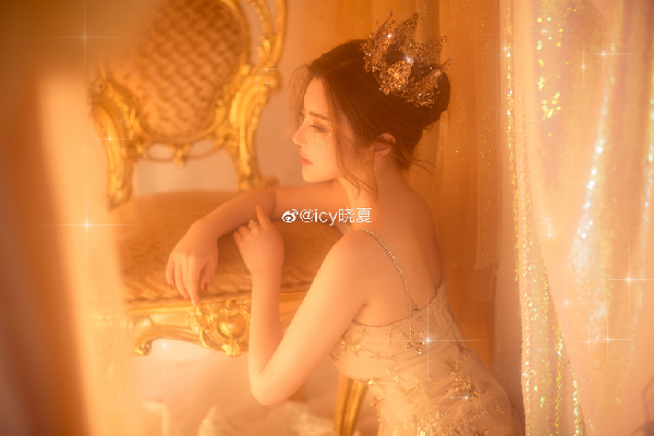 速看！晓夏绝美写真大片来袭