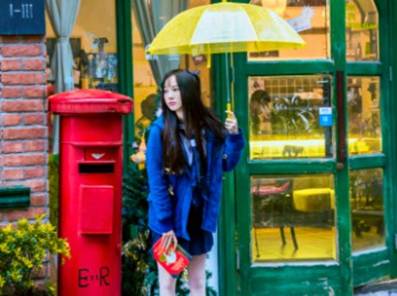 颜可真电母，天天都吃饱！