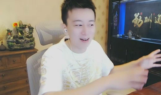 双小吱的离开怪谁？九情：老利