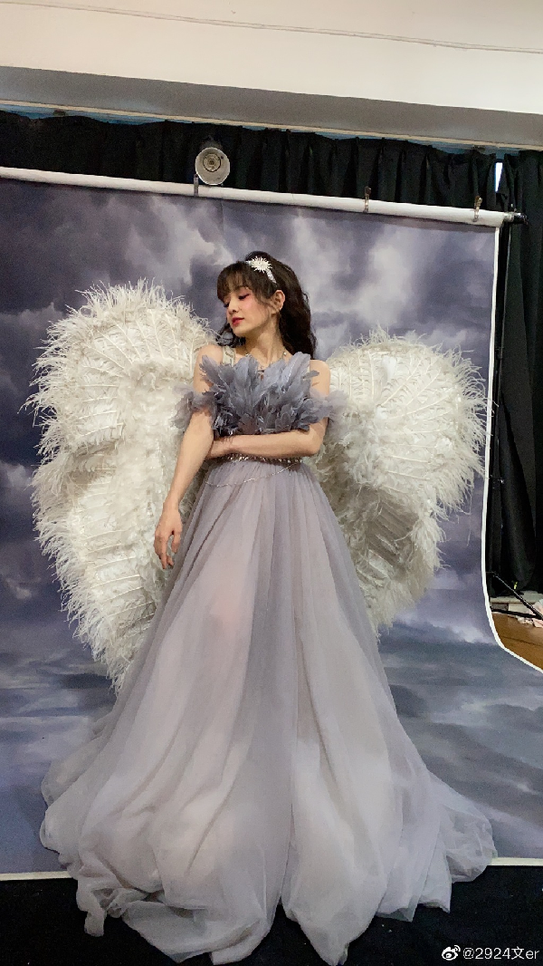 精灵美仙子！文儿绝美写真曝光