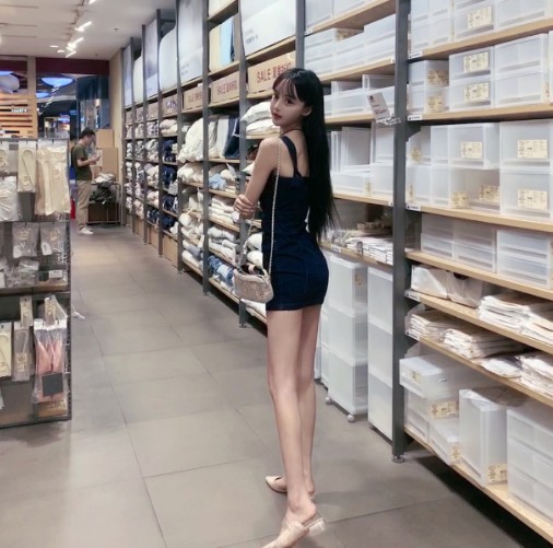 桃梓君委屈泪洒房间！