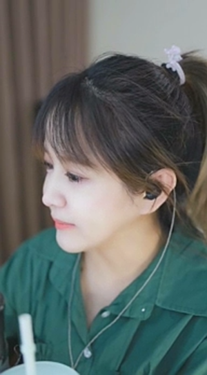 合同太吓人？文儿这般回应