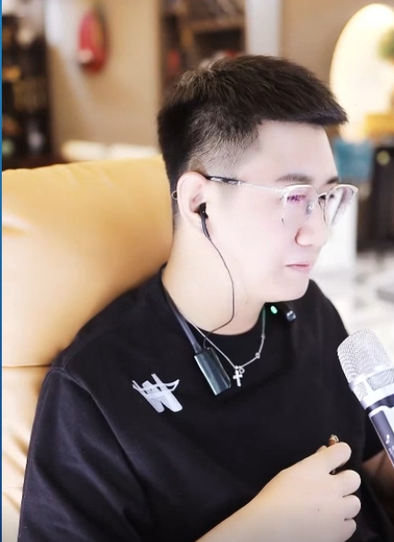 小浩不贪心，大叔实力top都可以