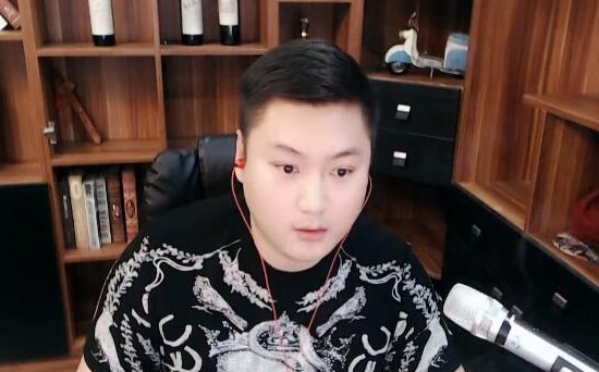 李先生开播 说YY第一电母！