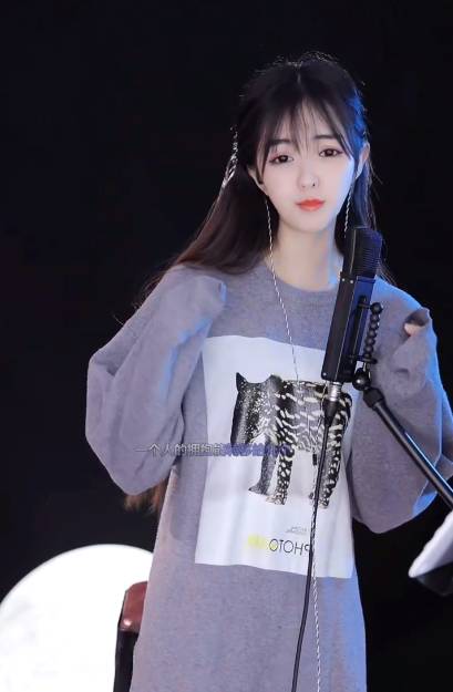 YY日报：小呵谈星哥，杰哥赞情哥