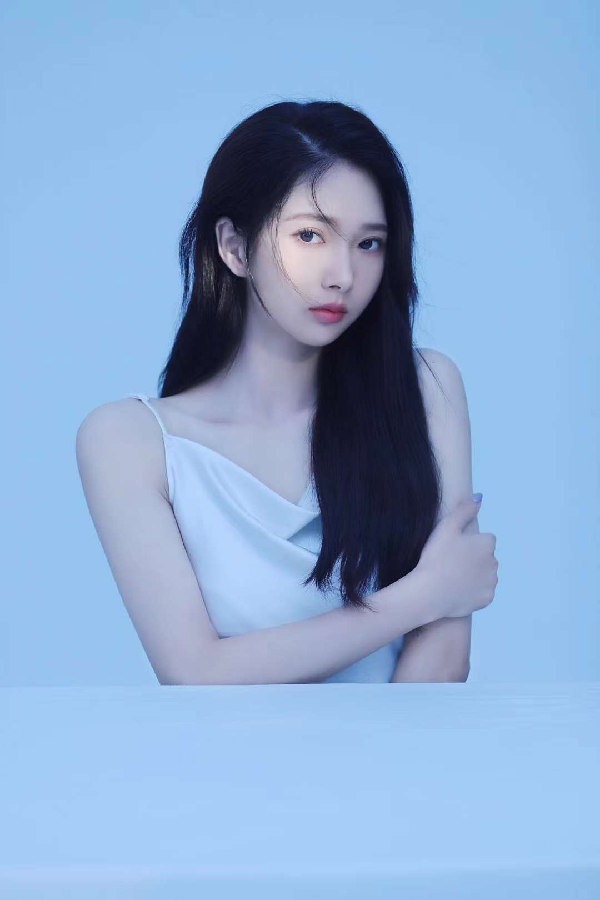 美，气质佳人小迷糊绝版写真曝光