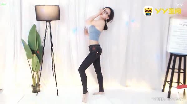 炎帝舞姬蕾儿演绎性感热舞！