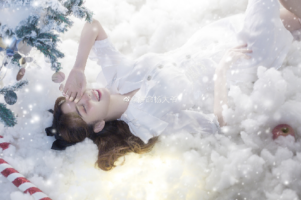 雪精灵！杨大爷写真，女神气质尽显