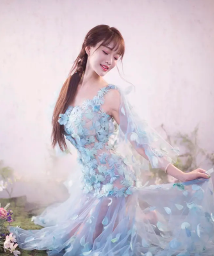 YY日报：佛刷951？0战甜与蓝