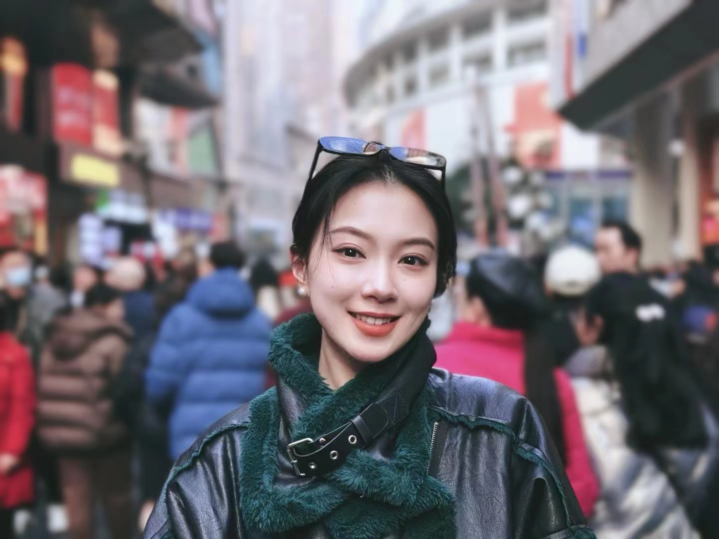 摇摇公主晒复古风怀旧大片！