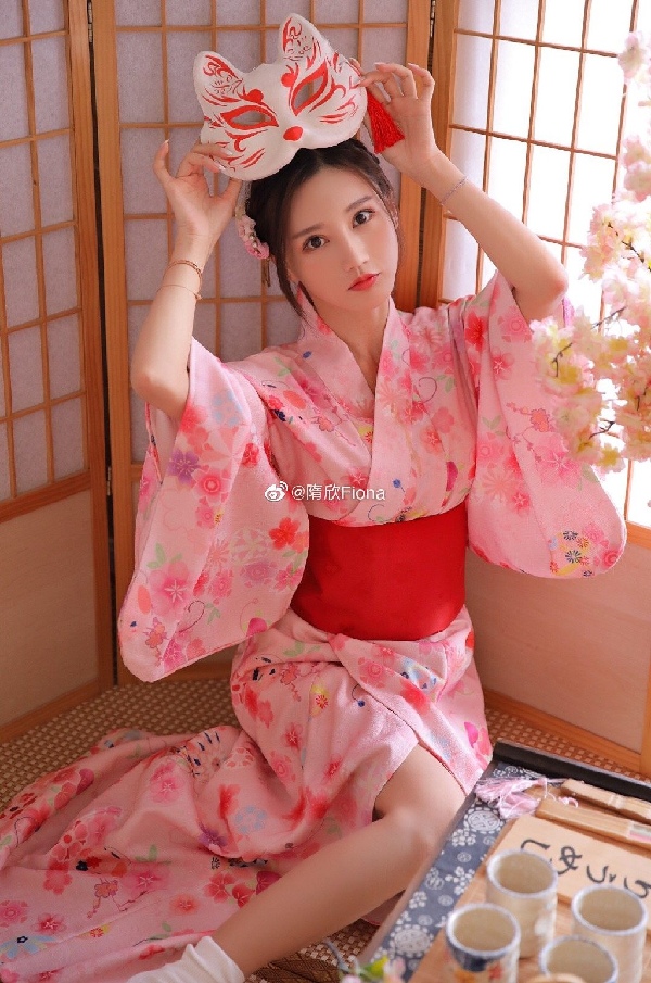 绝代佳人！小猫咪绝美写真