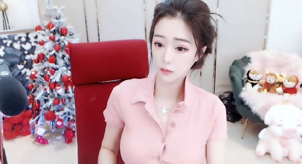 小天天开播美照，女神气质尽显