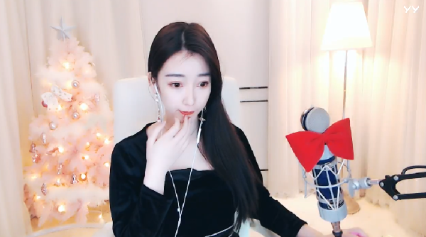 众粉丝羡慕化妆师，竟是这原因