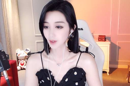 为何还不直播，静静上线回应！