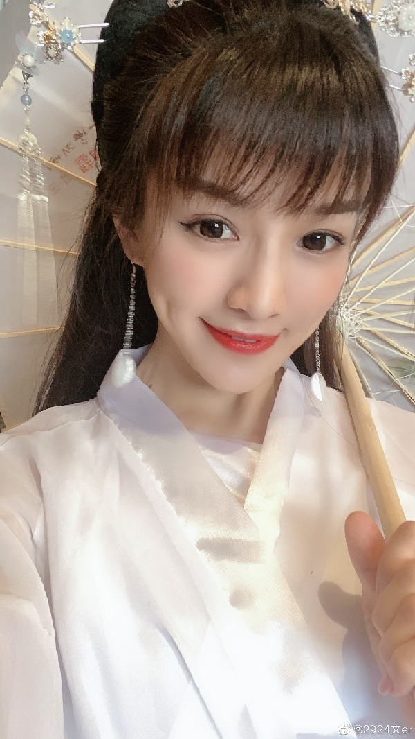 北王亲自认证，文儿：请叫我美女