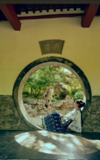 给粉丝发福利，小小呵拍古风写真！