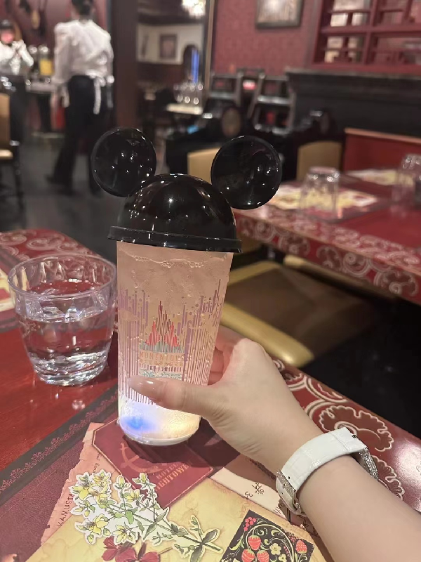 满分男友，探戈晓夏迪士尼约会！