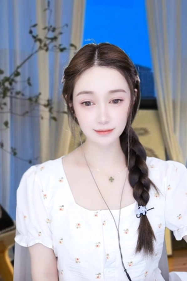 两大电母打130万票，Zer遗憾落败