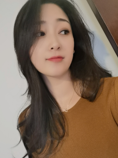 顾小欧续约话社，重金回馈粉丝！