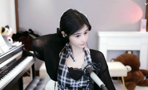 神豪荣耀：命里缺莎！唯爱兰梦莎