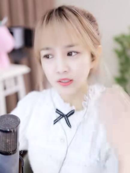 文儿：钱够花就行，不便宜别人