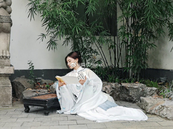 倾国倾城！小猫咪的江湖侠女写真