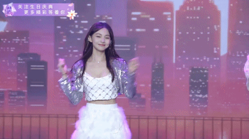 惊鸿舞开场，杠杠生日舞会惊艳！