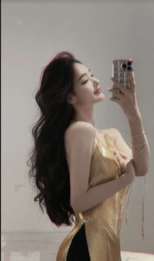 美神降临，媚娘超柔美自拍！