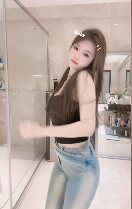 千万女歌小天天，浅跳动心舞！