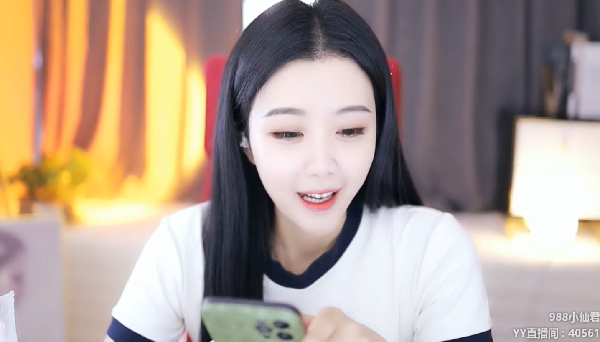 小仙君偷YB被发现，大哥如此回应