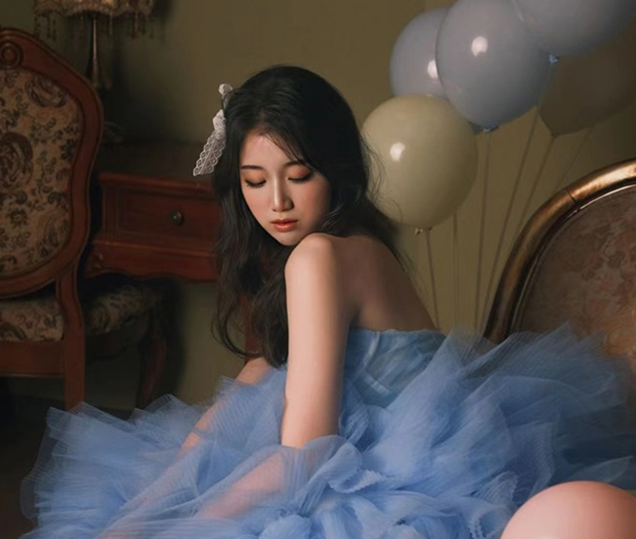 Yo很生气，高票助力胖蔷战双小吱