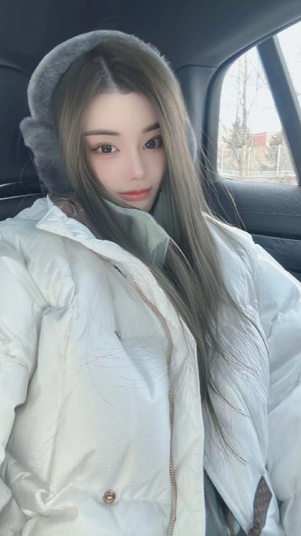 晓夏探戈约会，木梳负责拍摄！