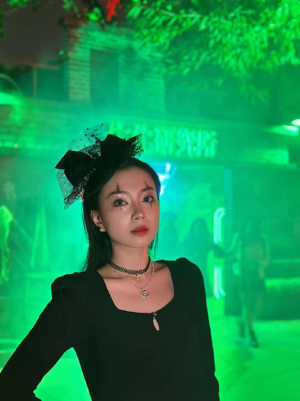 摇摇公主的万圣look，专业妆造！