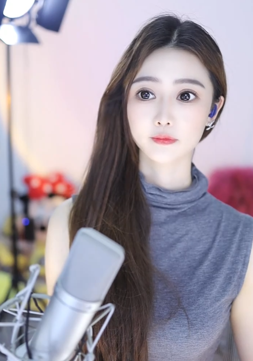 小苹果竟曾是不离旗下主播！